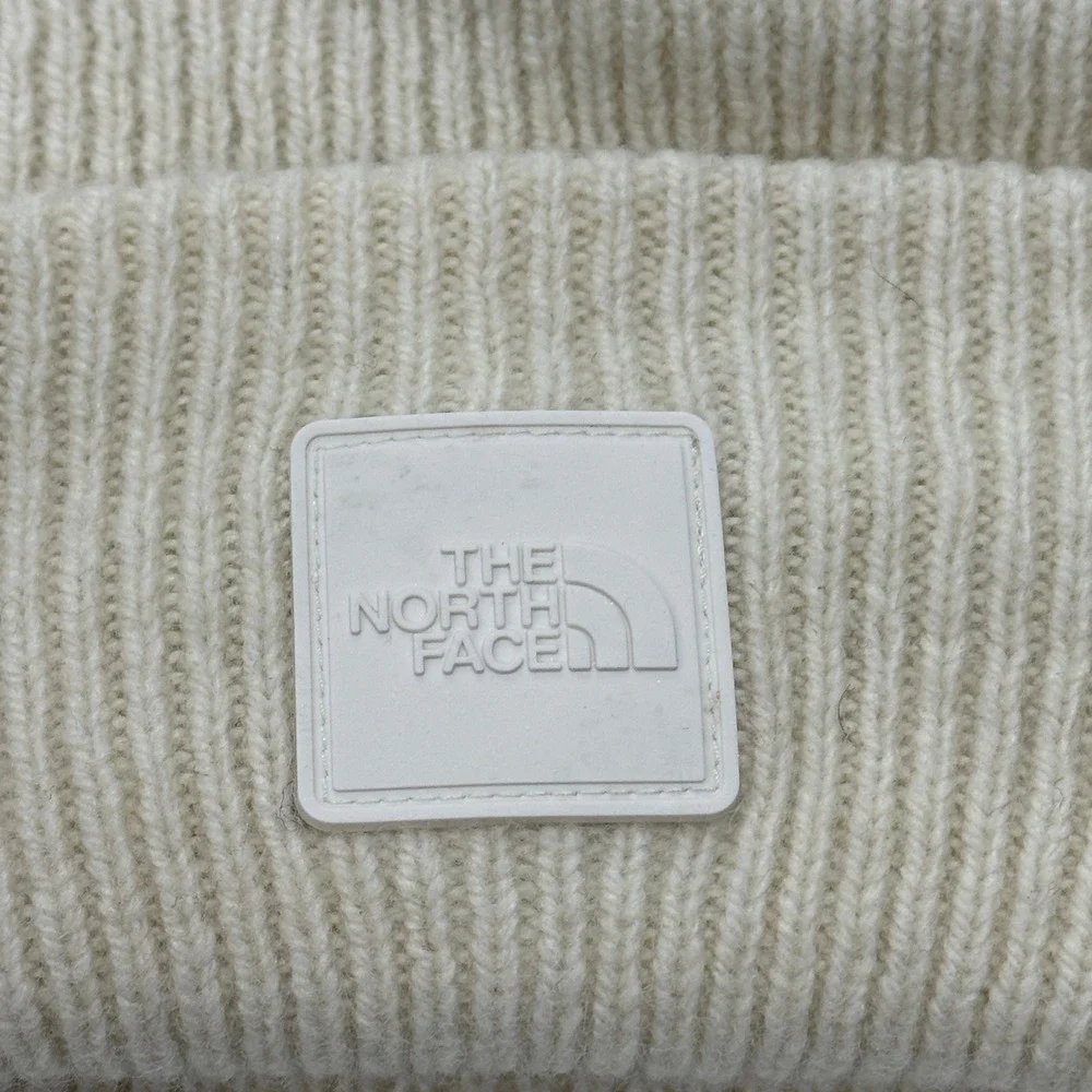 The North Face Urban Patch Beanie Cream Wool Blend Ribbed‎ Cuffed Hat One Size
